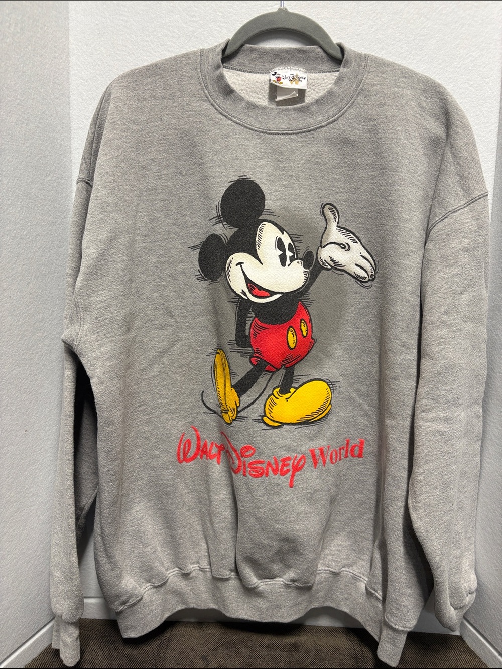 Vintage Walt Disney World Mickey Crewneck Sweatshirt